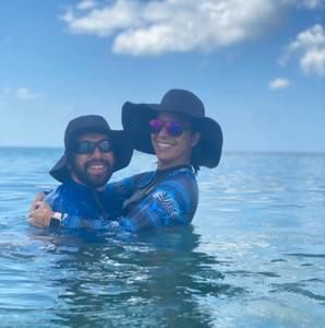 Meet your Posher, Eamy